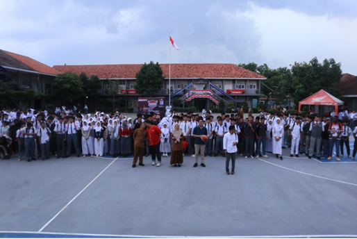 You are currently viewing Sinergi Unggul Honda Banten dan SMAN 2 Kota Serang: Kombinasi Edukasi Keselamatan dan Ajang Pencarian Bakat Basket