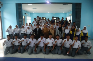 Read more about the article SMAN 2 Kota Serang Gelar Sosialisasi Indonesia Muda Preneur (IMP) Academy 2025
