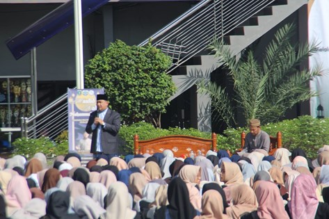 You are currently viewing SMAN 2 Kota Serang Lestarikan Tradisi Panjang Mulud dalam Peringatan Maulid Nabi Muhammad SAW